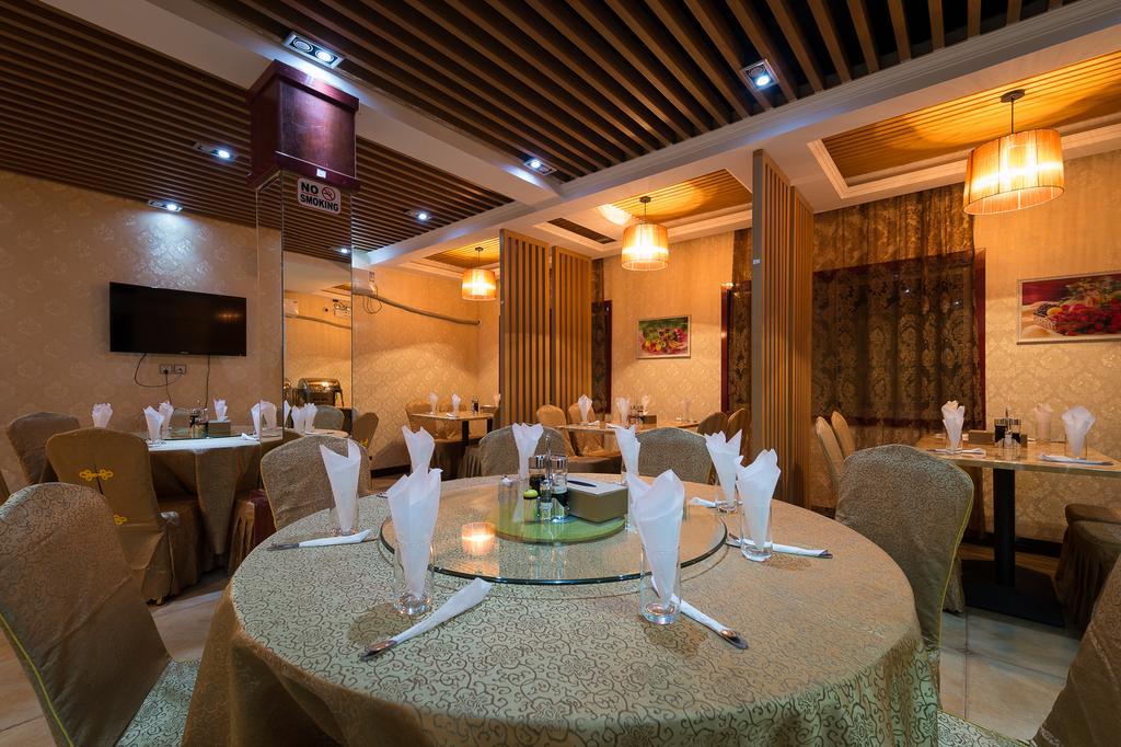 Warm Harbor Hotel Лівінґстон Екстер'єр фото