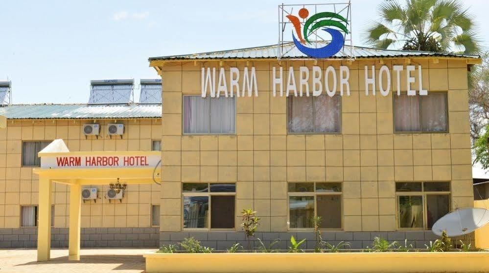Warm Harbor Hotel Лівінґстон Екстер'єр фото